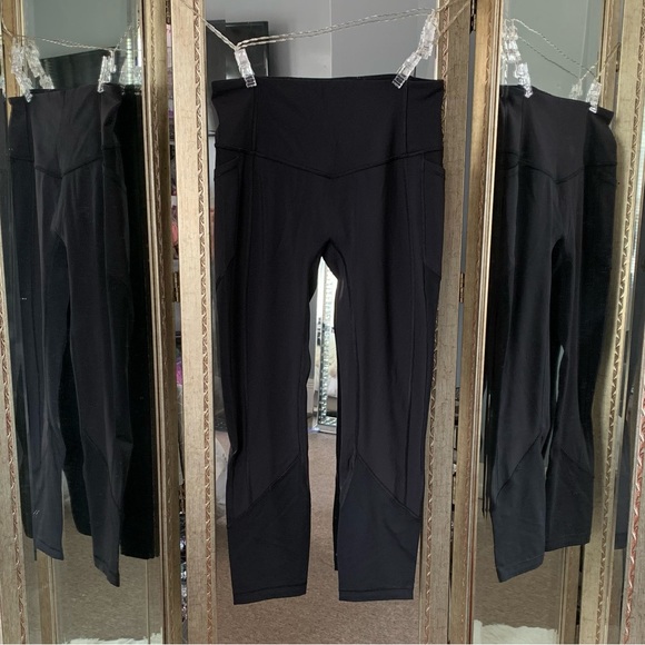 900.♎️Lululemon all the right places crop - Picture 4 of 10